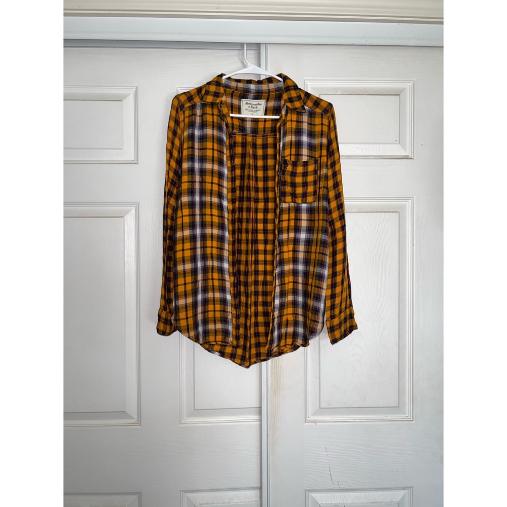 Abercrombie and Fitch Yellow/ Gold Plaid Button Shirt. Size S.